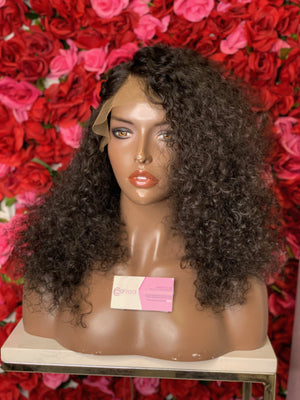18” Curly wig